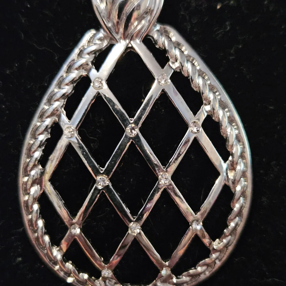 Vintage Fashion Jewelry Silver Rhinestone Pendant and Earring Set